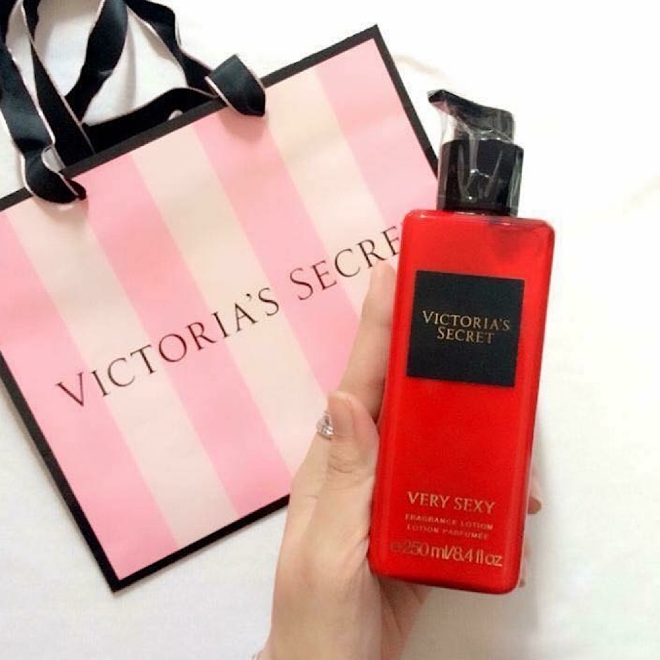 Body Lotion Victoria Secret Very Sexy